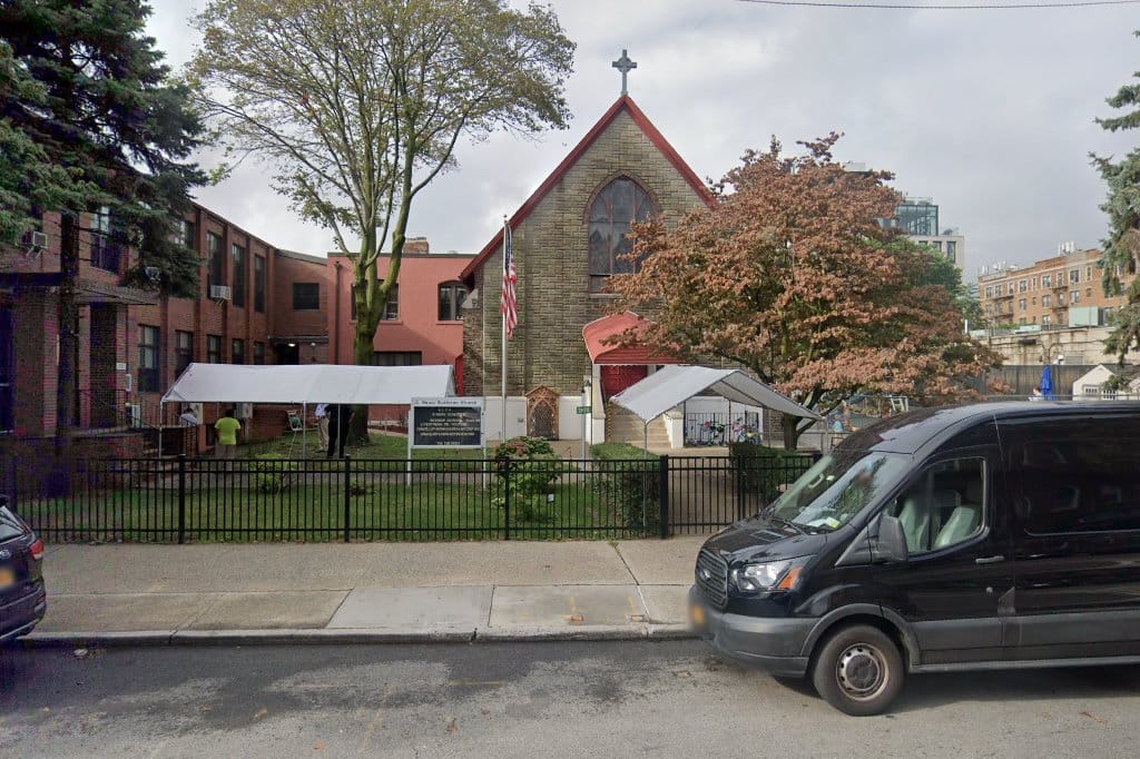 Queens Lutheran School
