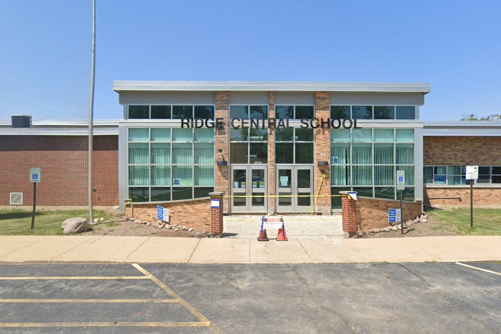 Ridge Circle Elementary School