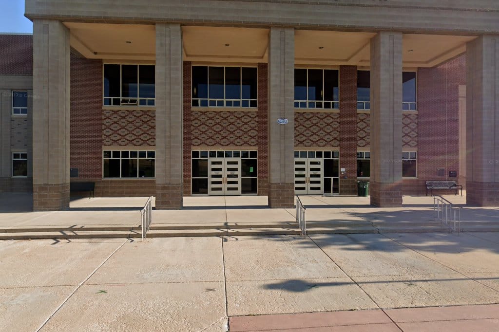 D'Evelyn Junior/Senior High School