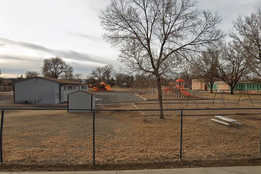 Molholm Elementary School