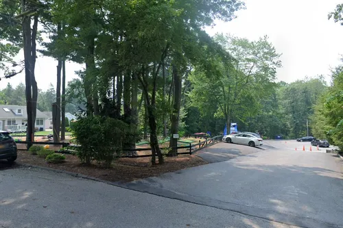 Pine Grove Country Day School