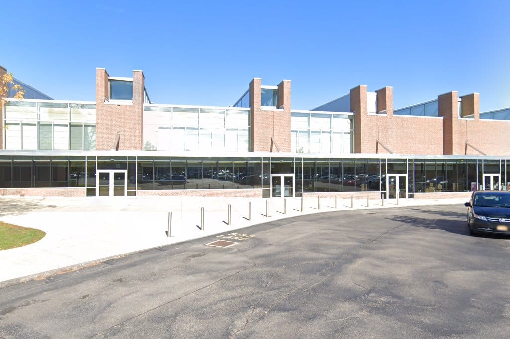 Grabiarz Campus School 79