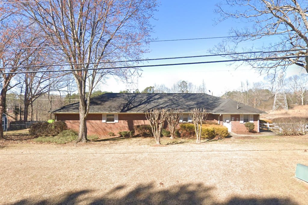 Mirror Lake Animal Hospital in Villa Rica, GA The County Office