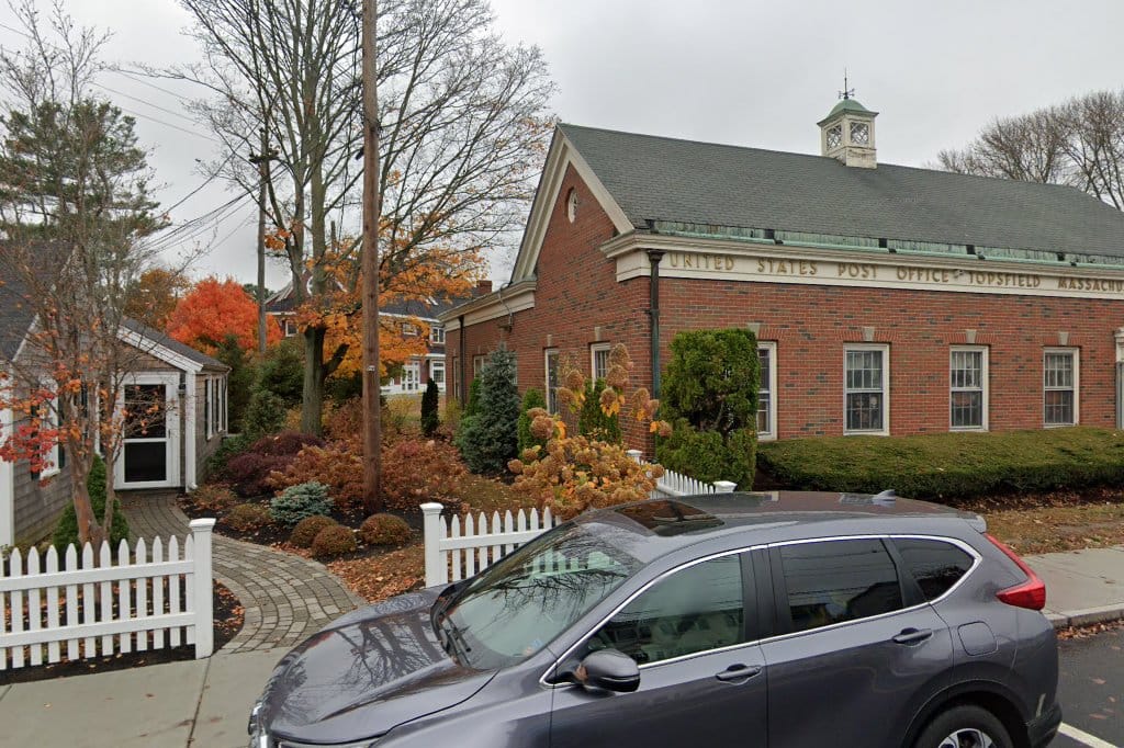 Topsfield Passport Office