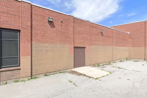 Earle Elementary School