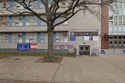 Junior High School 278 Marine Park