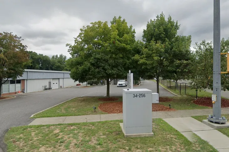 Mill Plain Veterinary Clinic & Animal Hospital