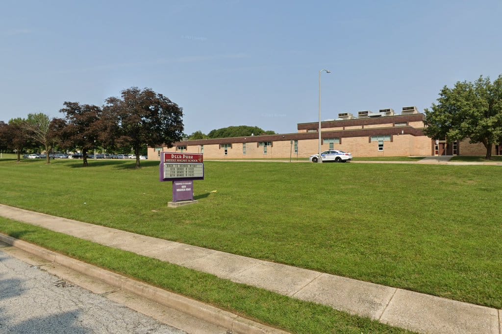 Deer Park Middle School Magnet School