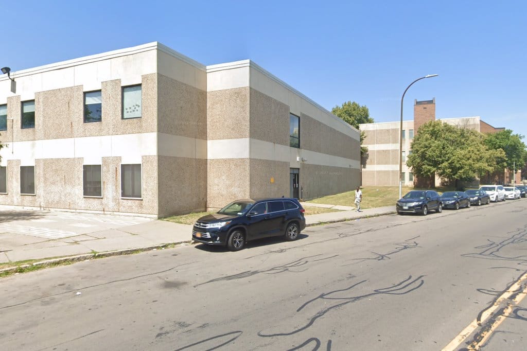 School 9 Dr Martin Luther King Jr