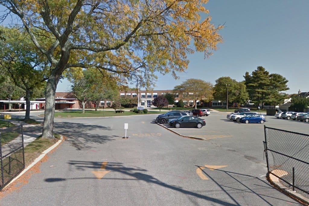 Lee Avenue School