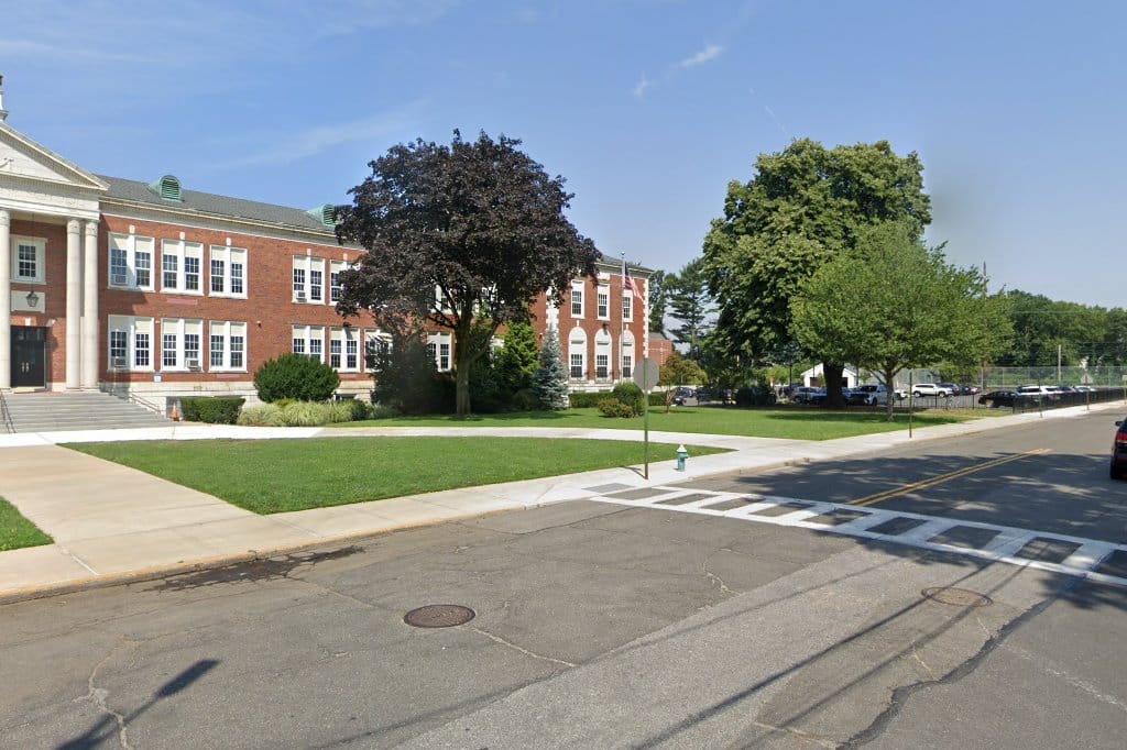 Floral Park-Bellerose School