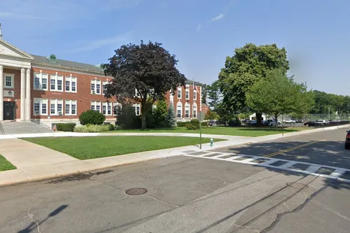 Floral Park-Bellerose School