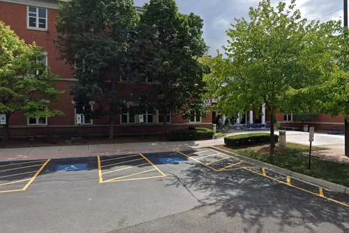 Clarendon Hills Middle School