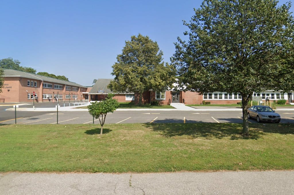 Unqua Elementary School