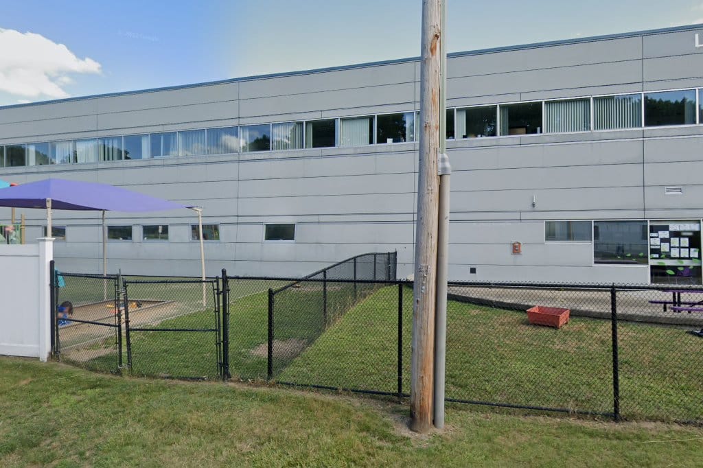 Crossroads School