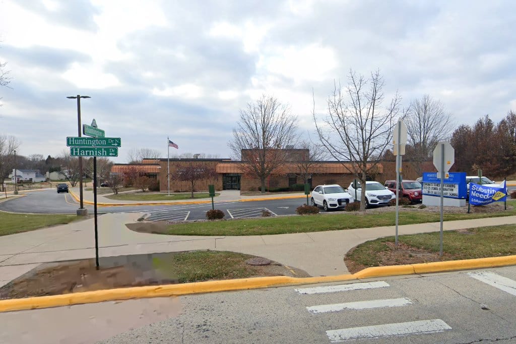 Kenneth E Neubert Elementary School