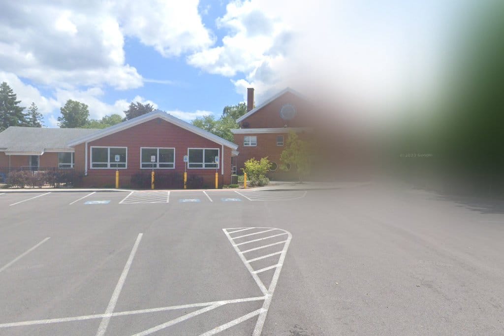 Montessori Discovery School