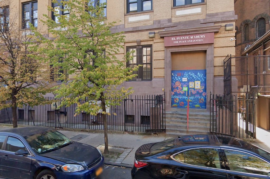 El Puente School