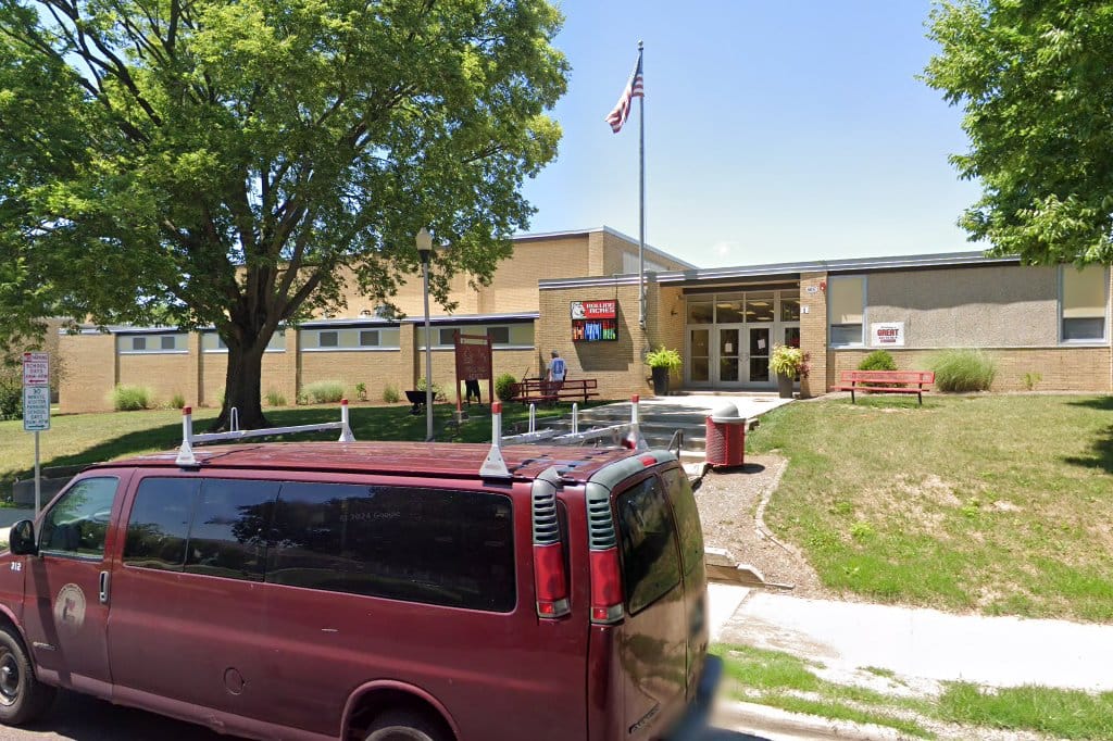 Rolling Acres Edison Junior Academy