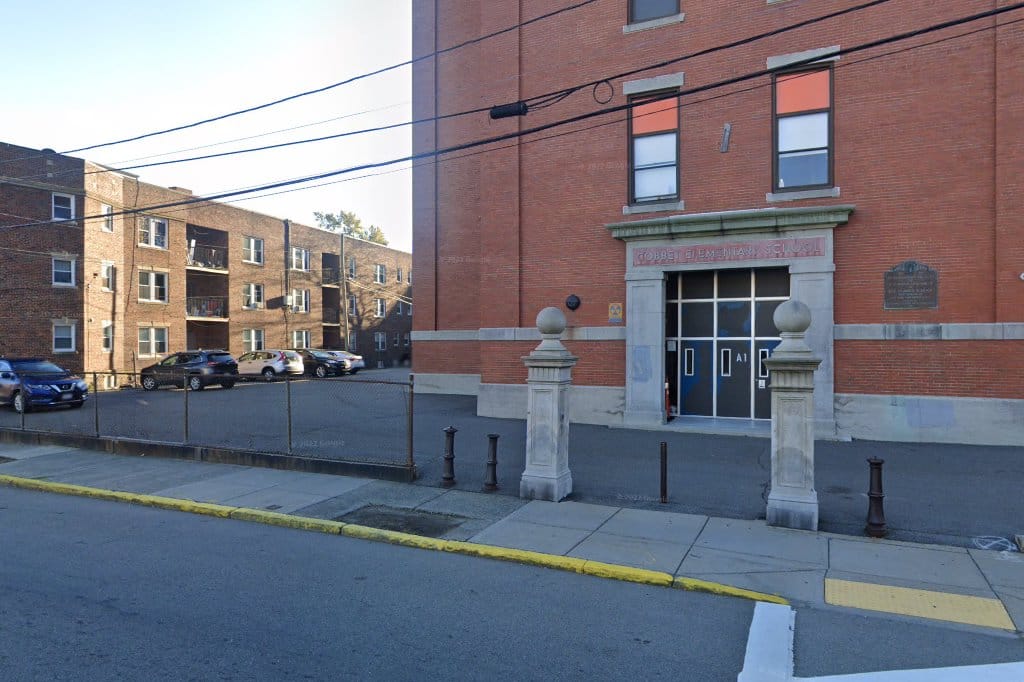 Fecteau-Leary Junior/Senior High School