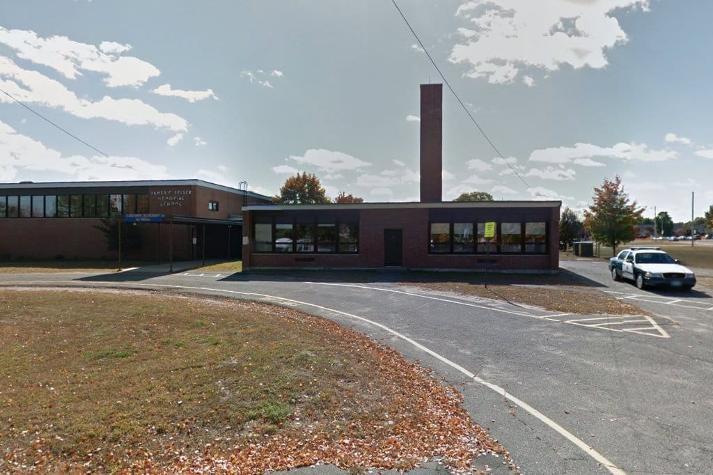 Selser School