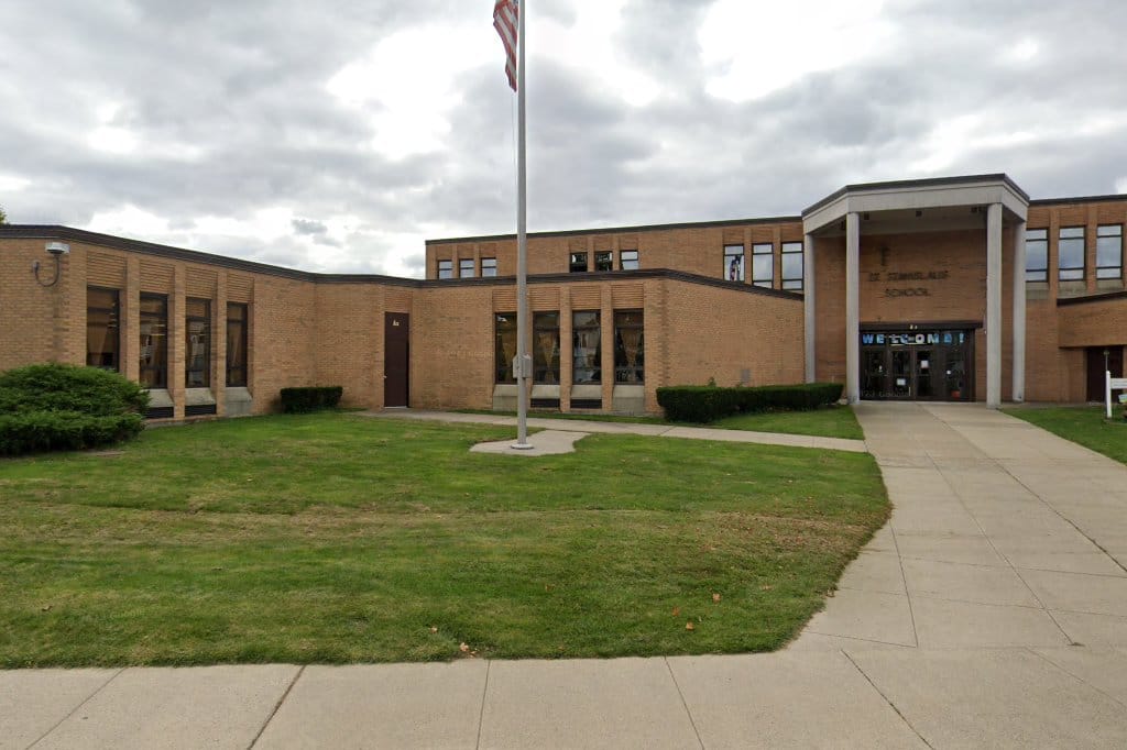St Stanislaus School