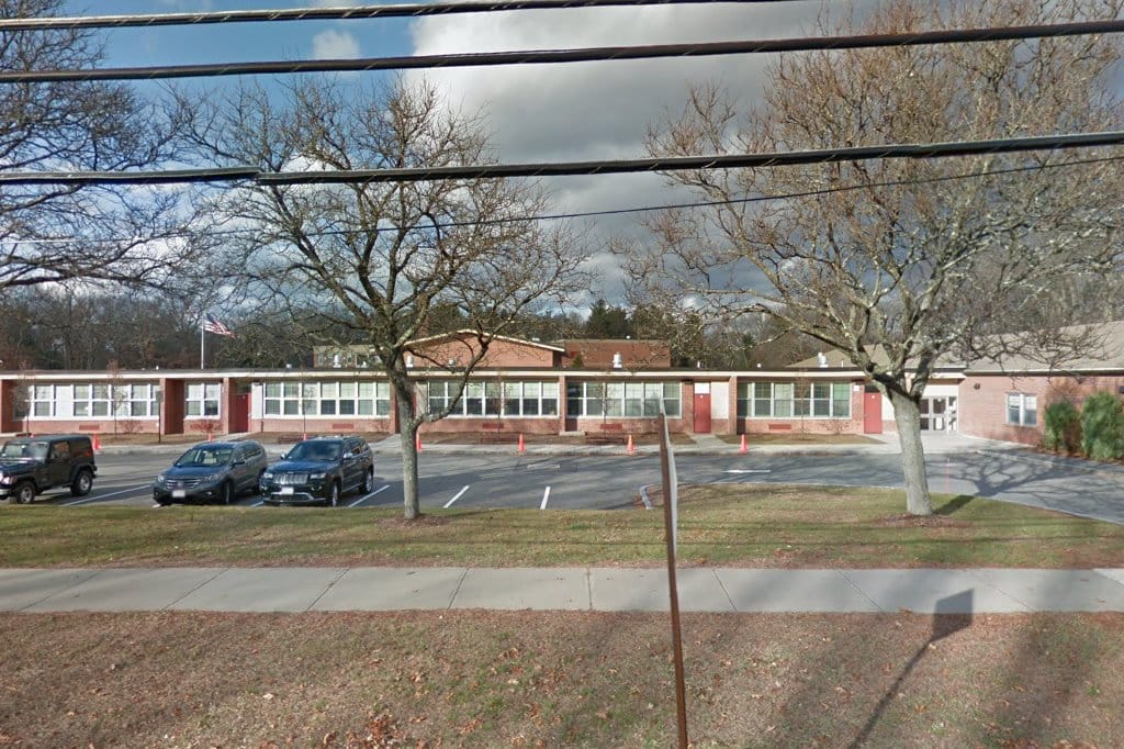 Wolf Swamp Road School