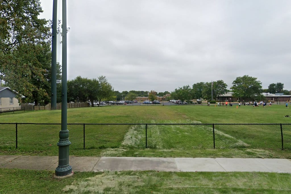 Lynne Thigpen Elementary School
