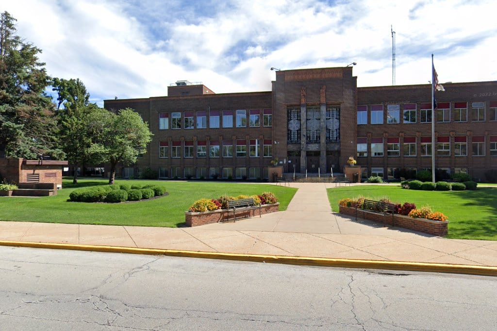 Thornton Fractnl No High School