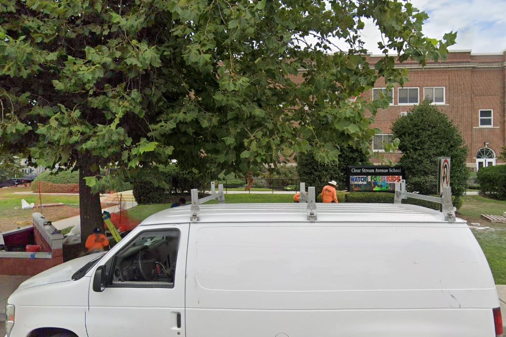 Clear Stream Avenue School