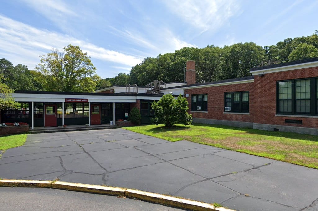 Roosevelt Avenue Elem School