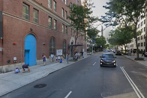 PS 59 Beekman Hill International School