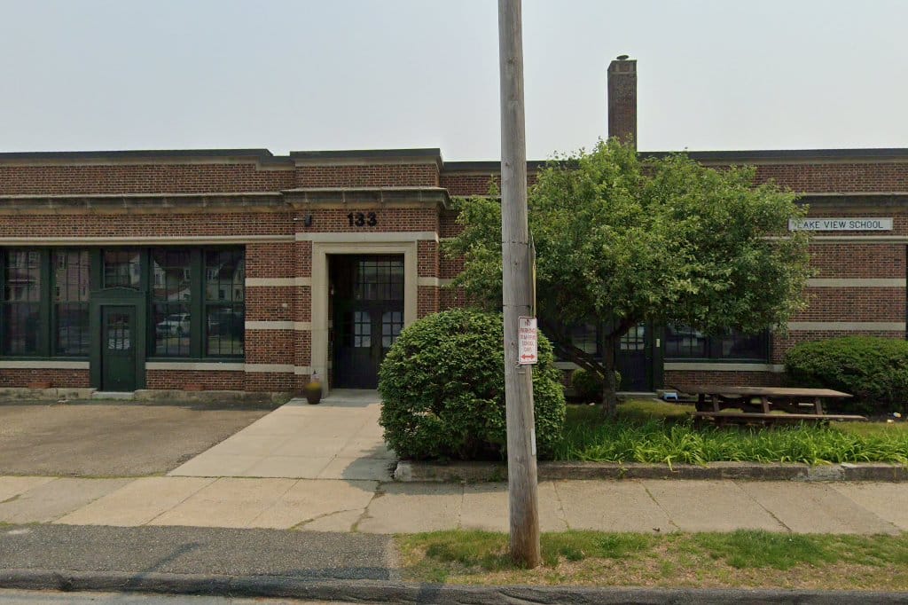 Lake View Elementary School