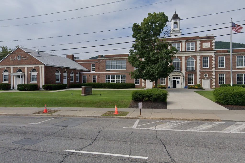 Lake George Jr-Sr High School