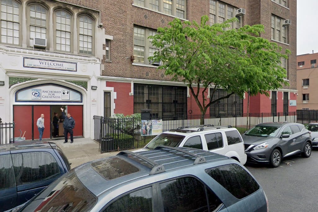 PS 67 Mohegan School