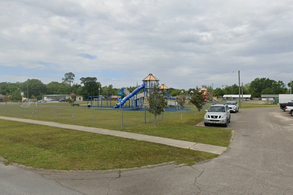 W J Quarles Elementary School