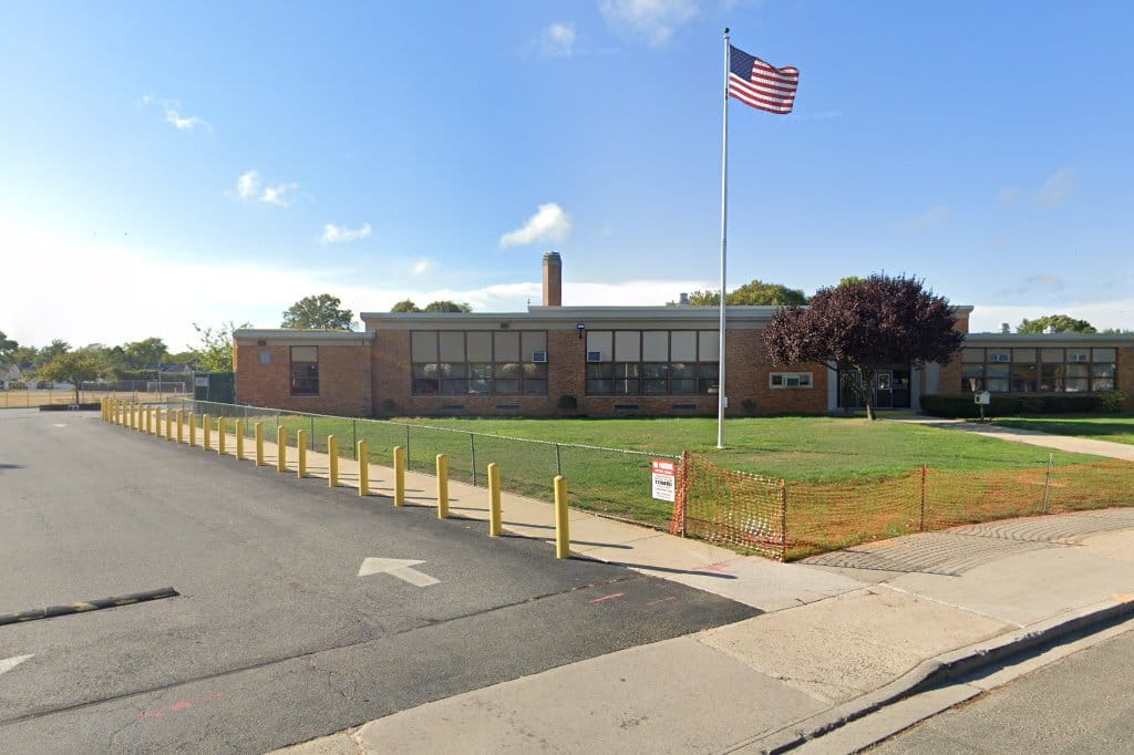 Robert W Carbonaro School