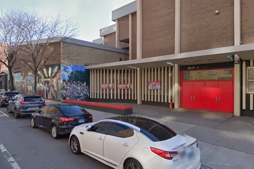IS 219 New Venture School