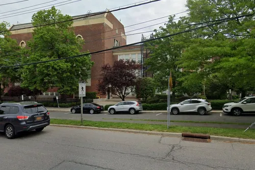 Farraugut Middle School