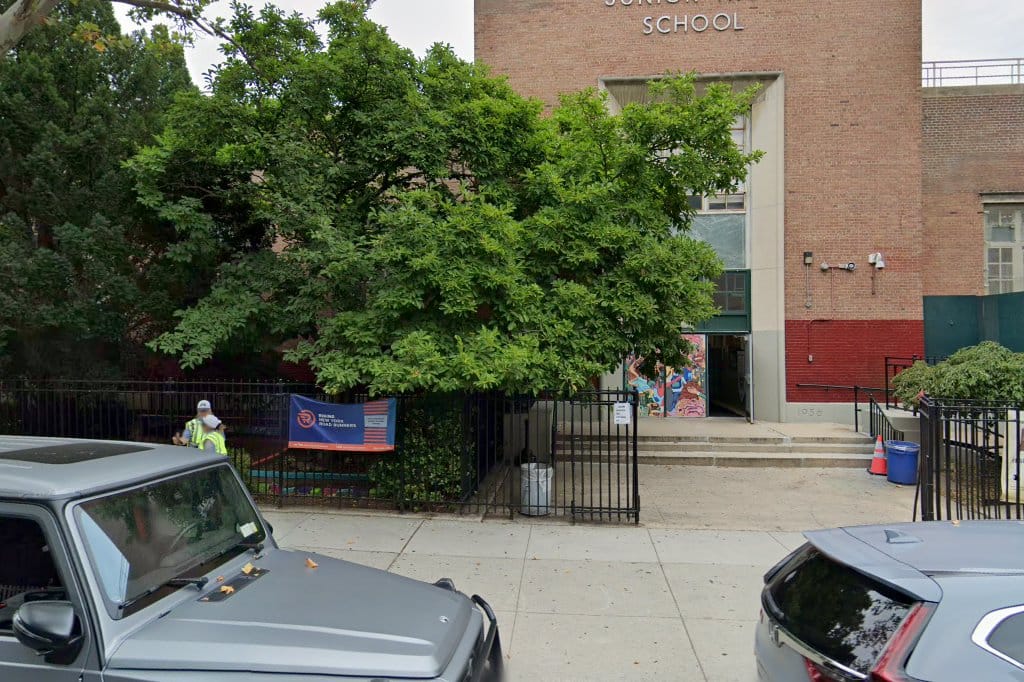 Ditmas Junior High School 62