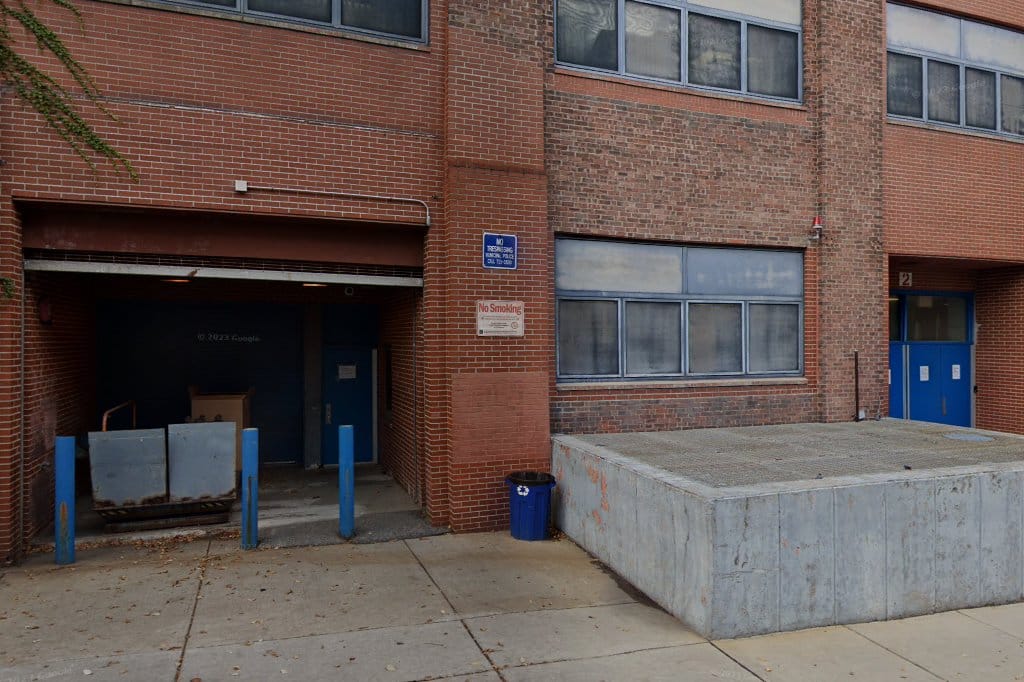 The English High School