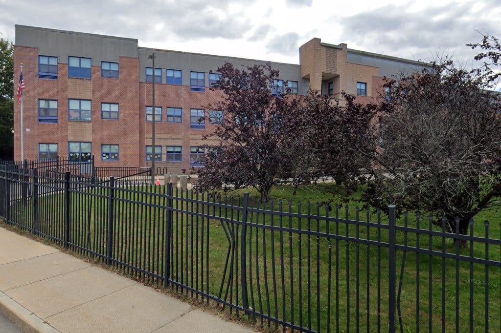 Thomas R Plympton Elementary School