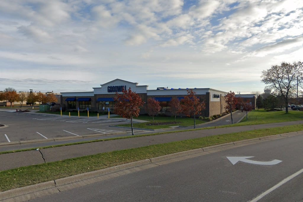 Goodwill Maple Grove