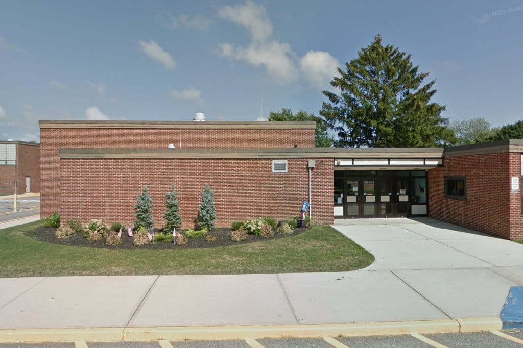 Oquenock Elementary School