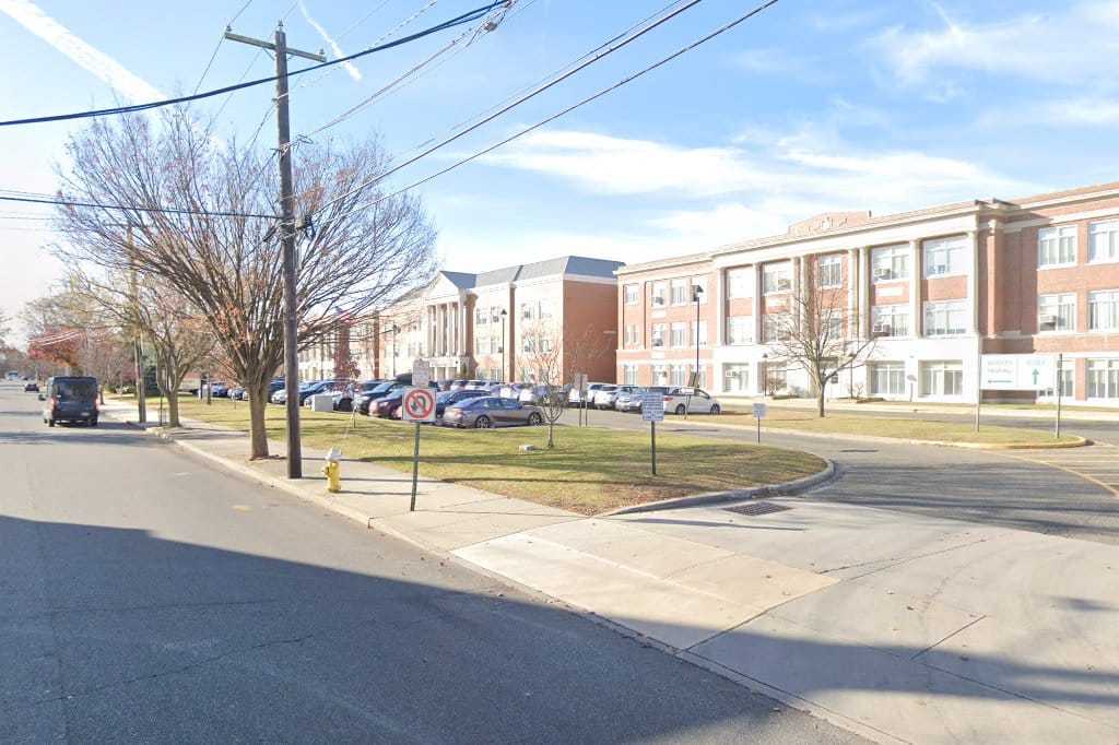 Park Avenue School