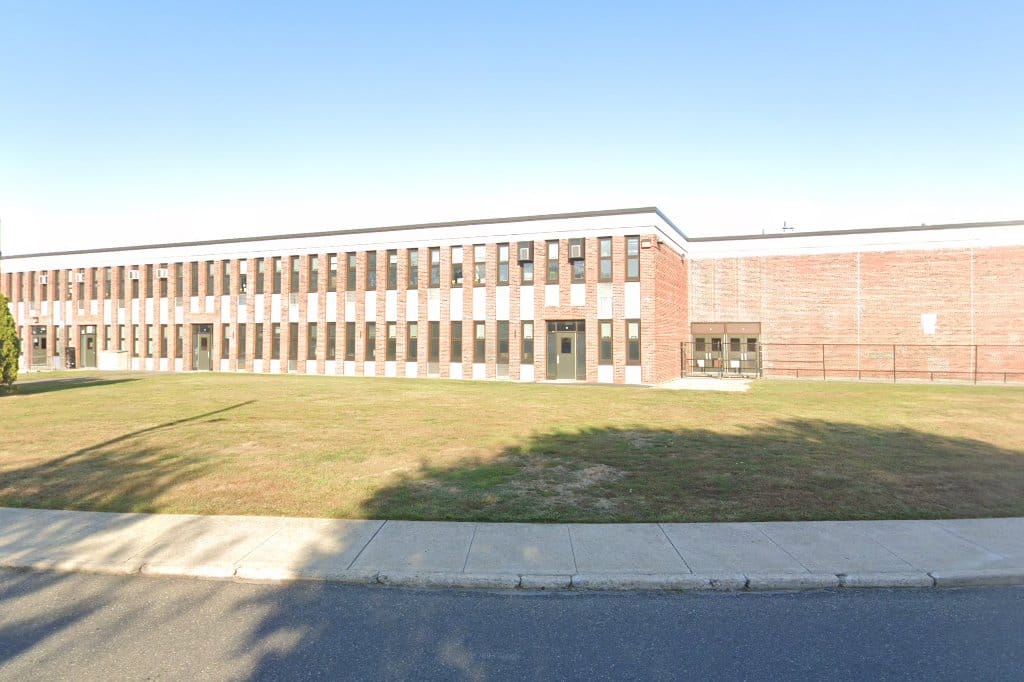 William E Deluca Junior Elementary School