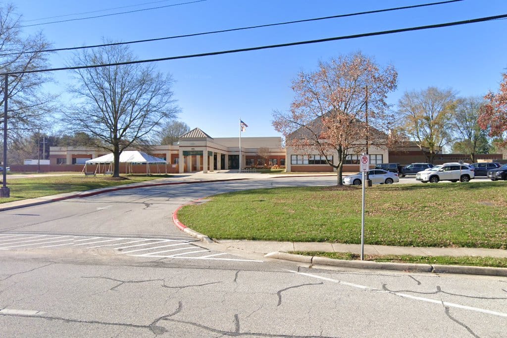 Pointers Run Elementary School