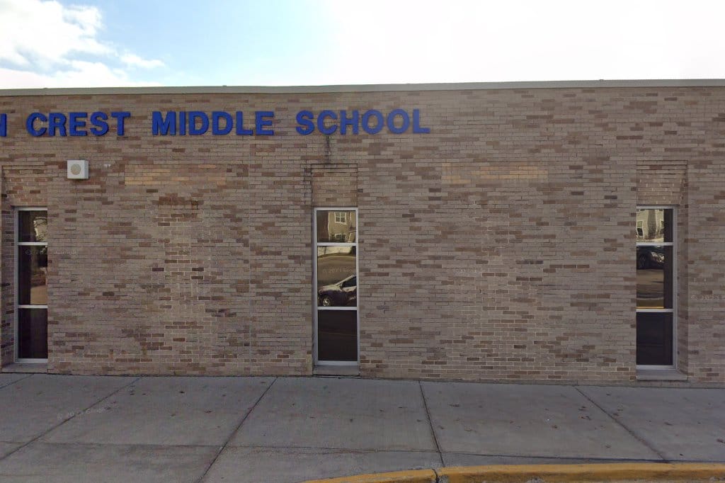 Glen Crest Middle School