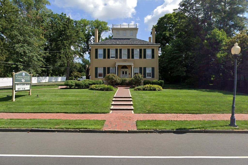 Mount Holly Library