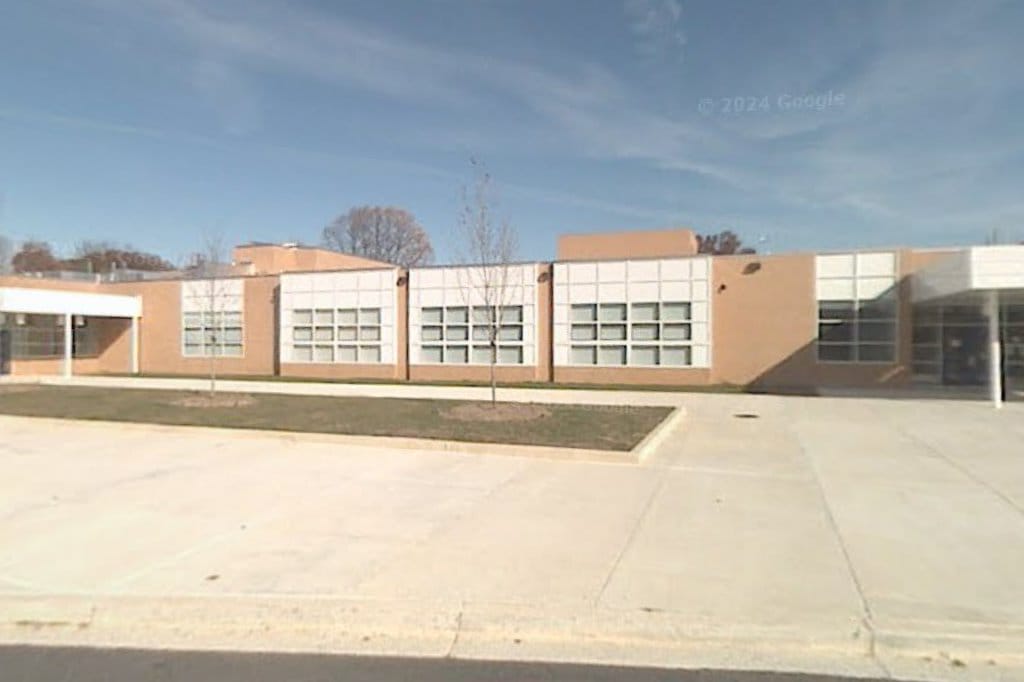 Roscoe R Nix Elementary School